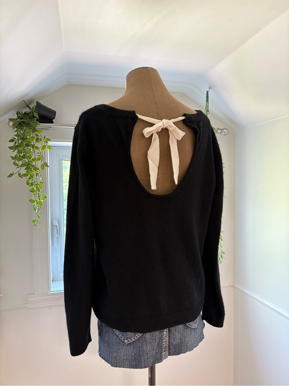 H&M Black Open-Back Sweater with Cream Tie